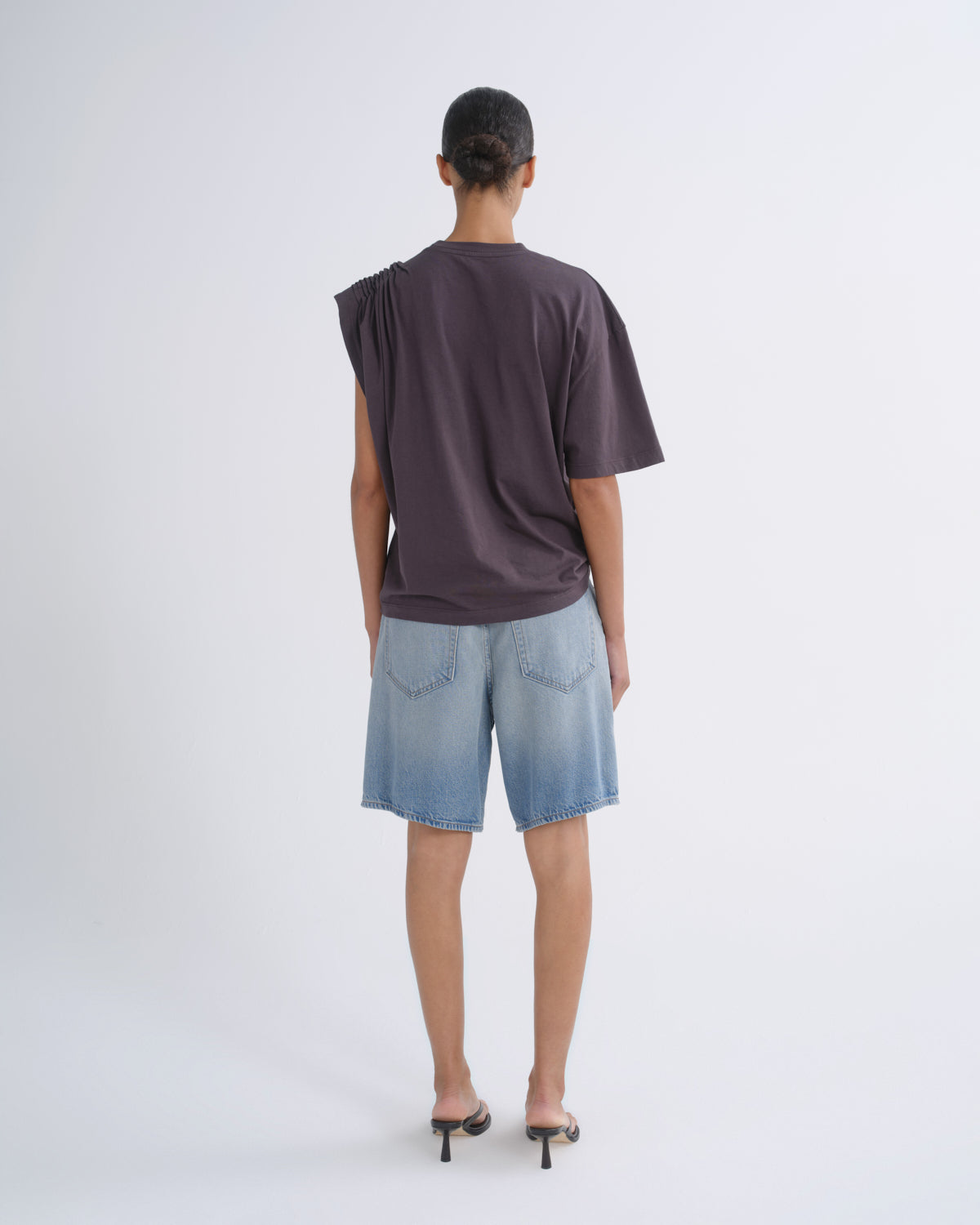 agolde-roma-t-shirt-damen-shirt-shade-dunkelgrau image 2