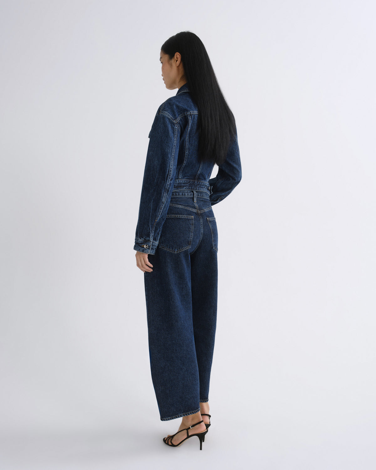 agolde-low-curve-crop-jean-pendulum-indigo image 2