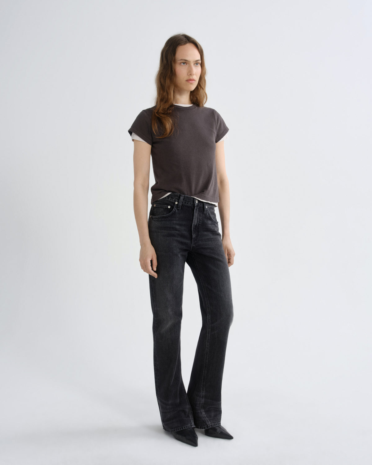 agolde-mid-rise-kick-boot-jeans-obscure-schwarz-bootcut image 4