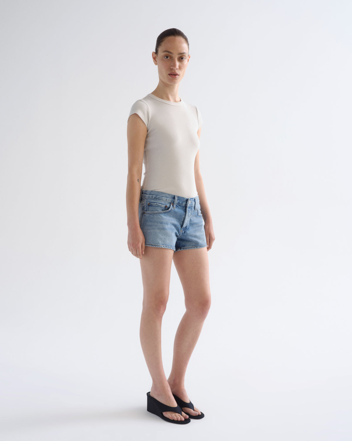 agolde-low-rise-parker-short-replica-shorts-indigo image 4
