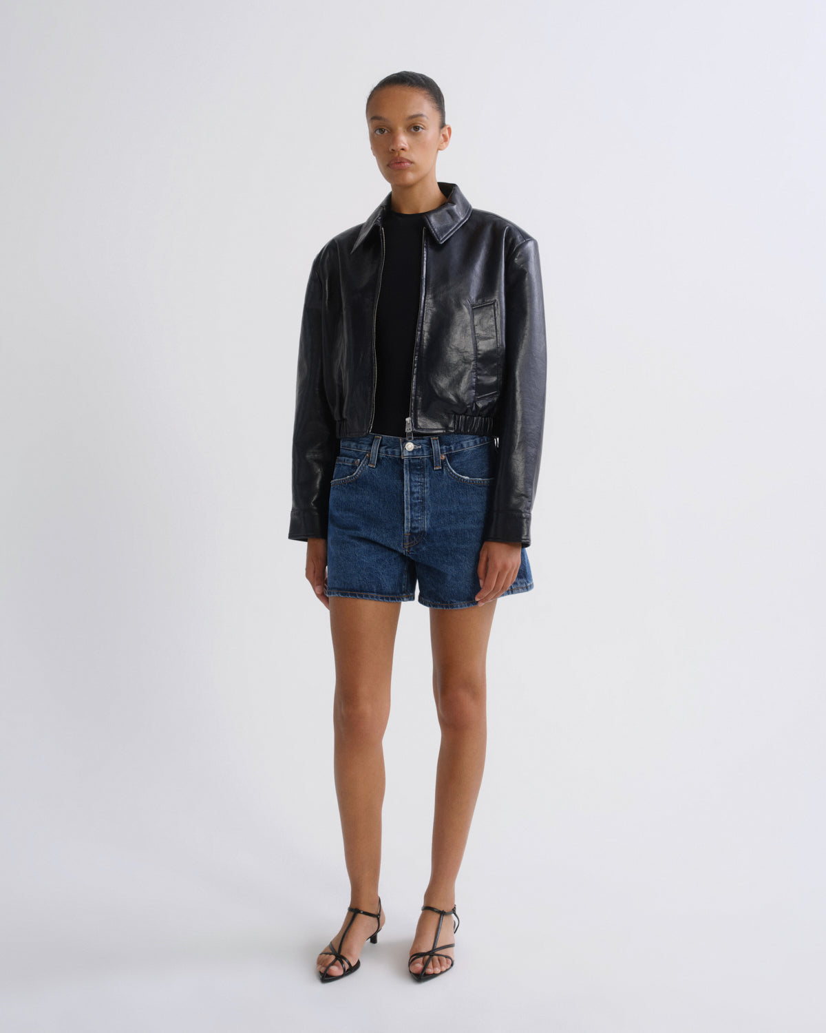 agolde-parker-long-short-jeansshorts-enamour-indigo-damen image 4