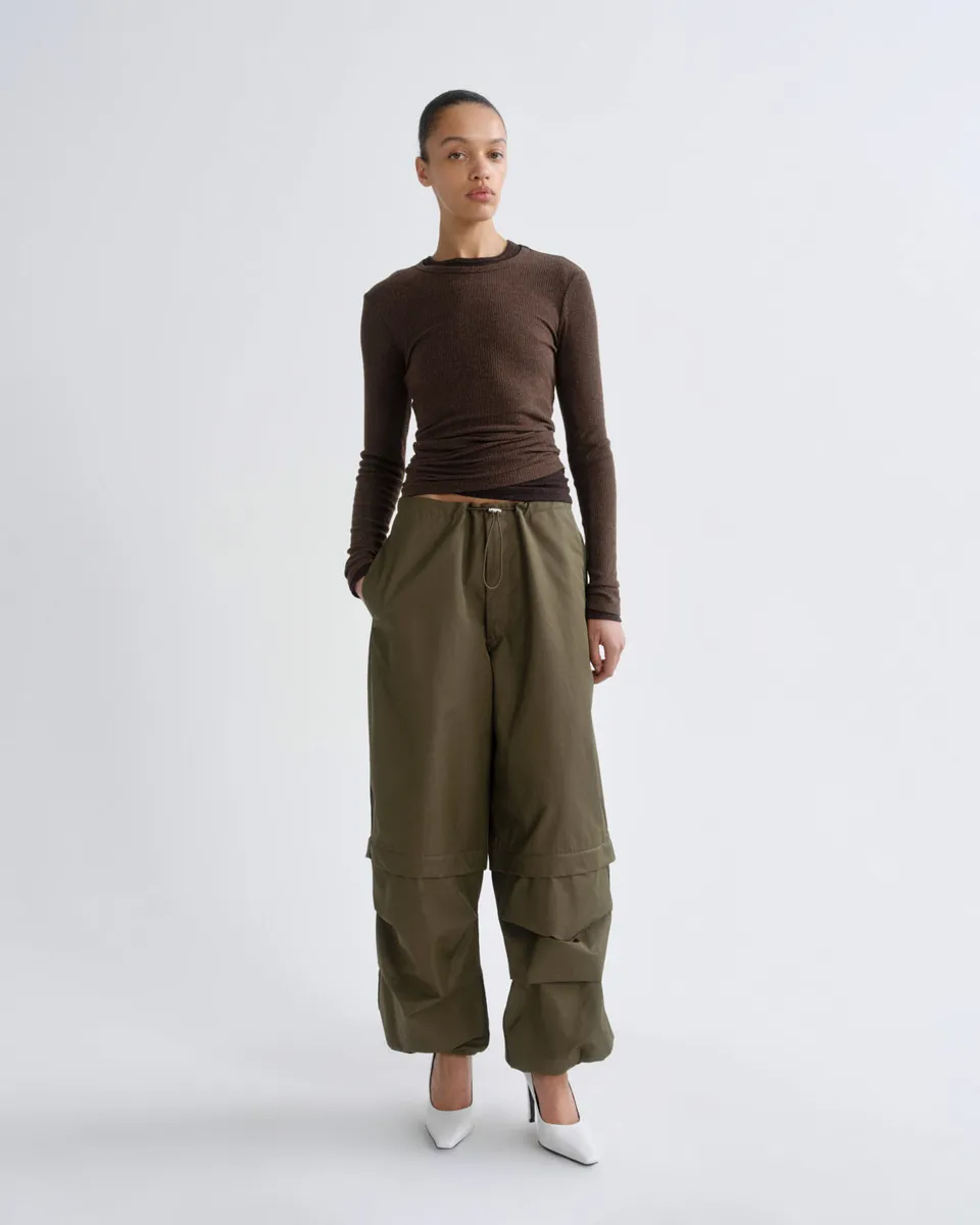 agolde-coulson-parachute-hose-willow-gr-n image 1