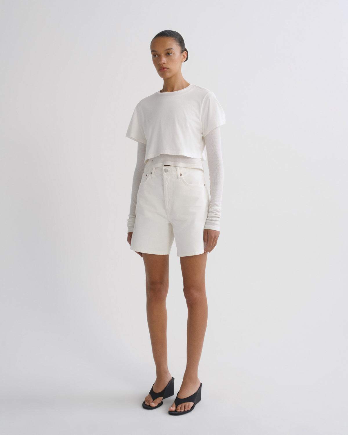 agolde-dame-short-fortune-cookie-wei-denim image 4