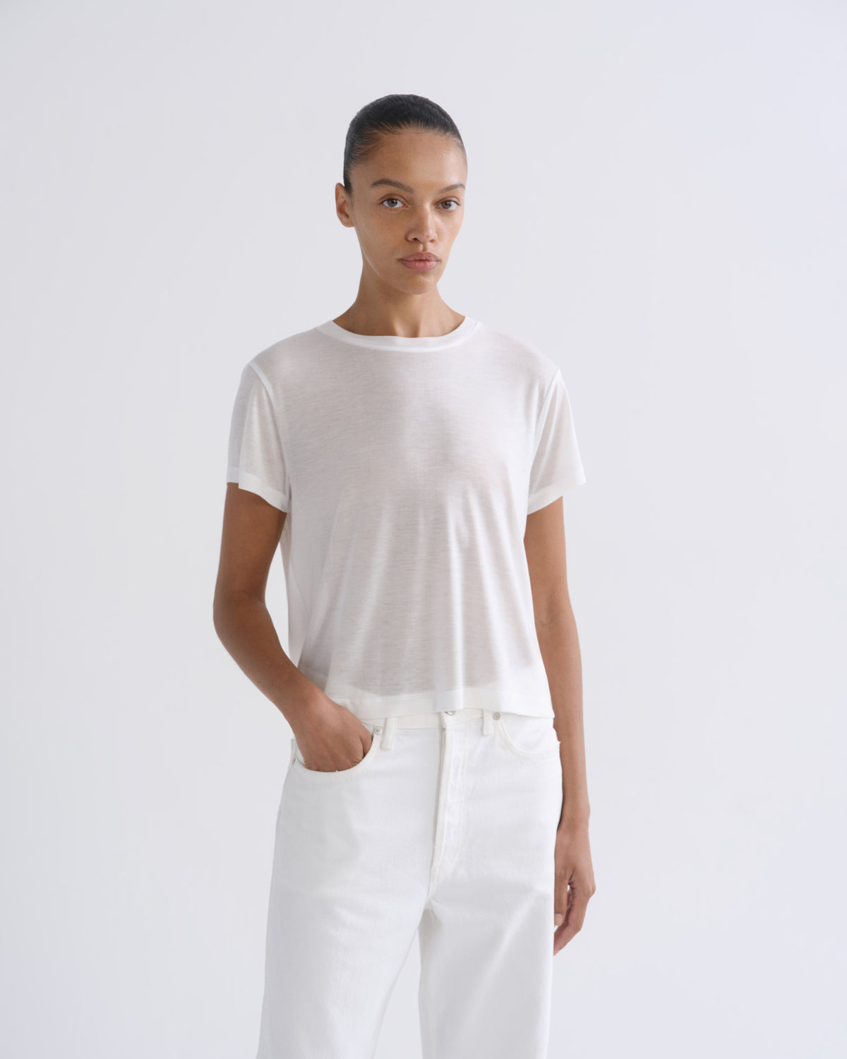 agolde-adine-shrunken-tee-t-shirt-gesso-damen image 1