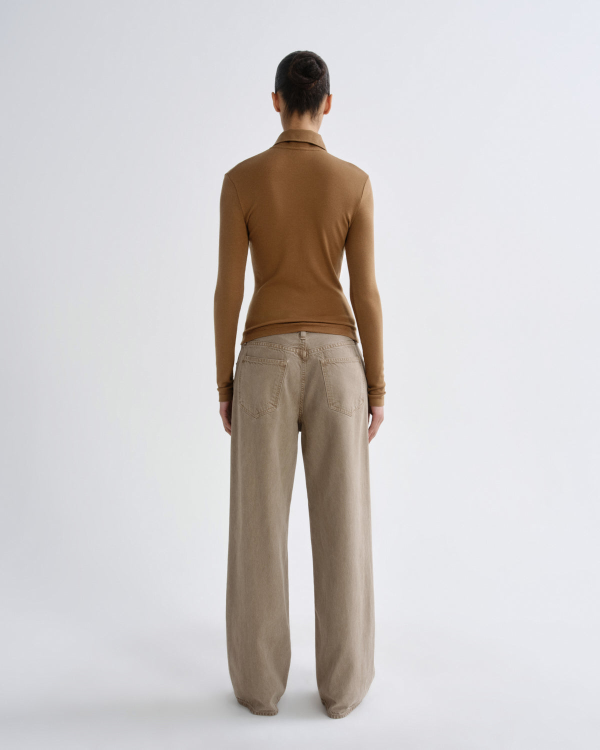 agolde-amos-polo-shirt-honeycomb-damen-braun-ripp image 2