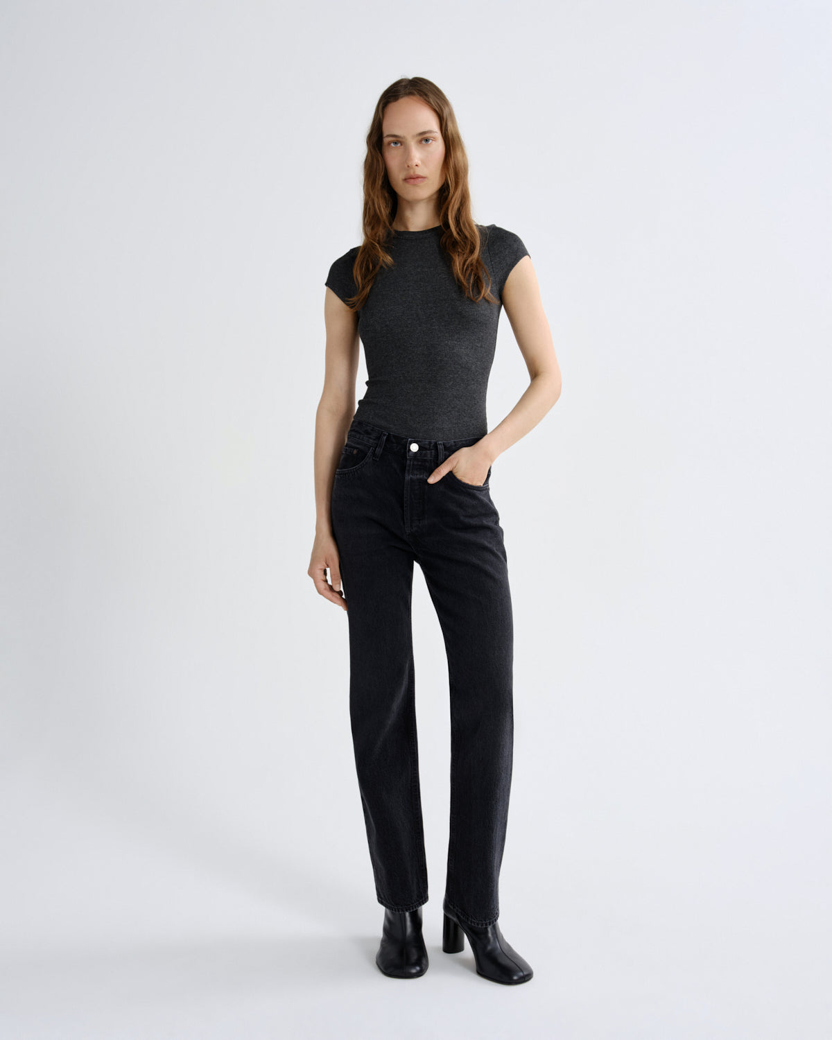 agolde-lana-jean-weightless-jeans-vanta-damen-schwarz image 1