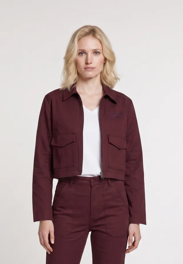 kaporal-kassandre-jacke-damen-bordeaux-kurz-rei-verschluss image 1
