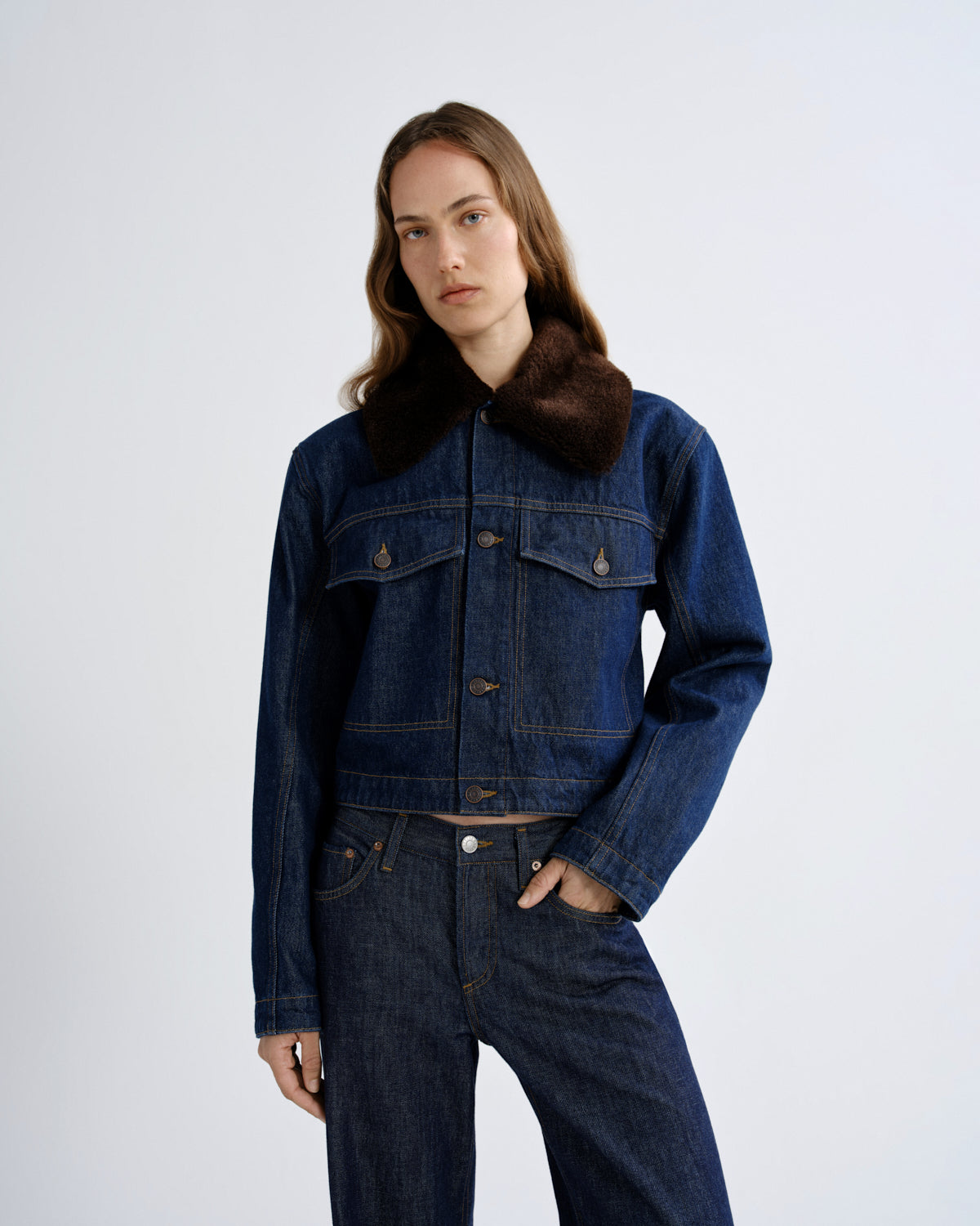 agolde-walker-jacket-jeansjacke-rinse-fellkragen-damen image 1