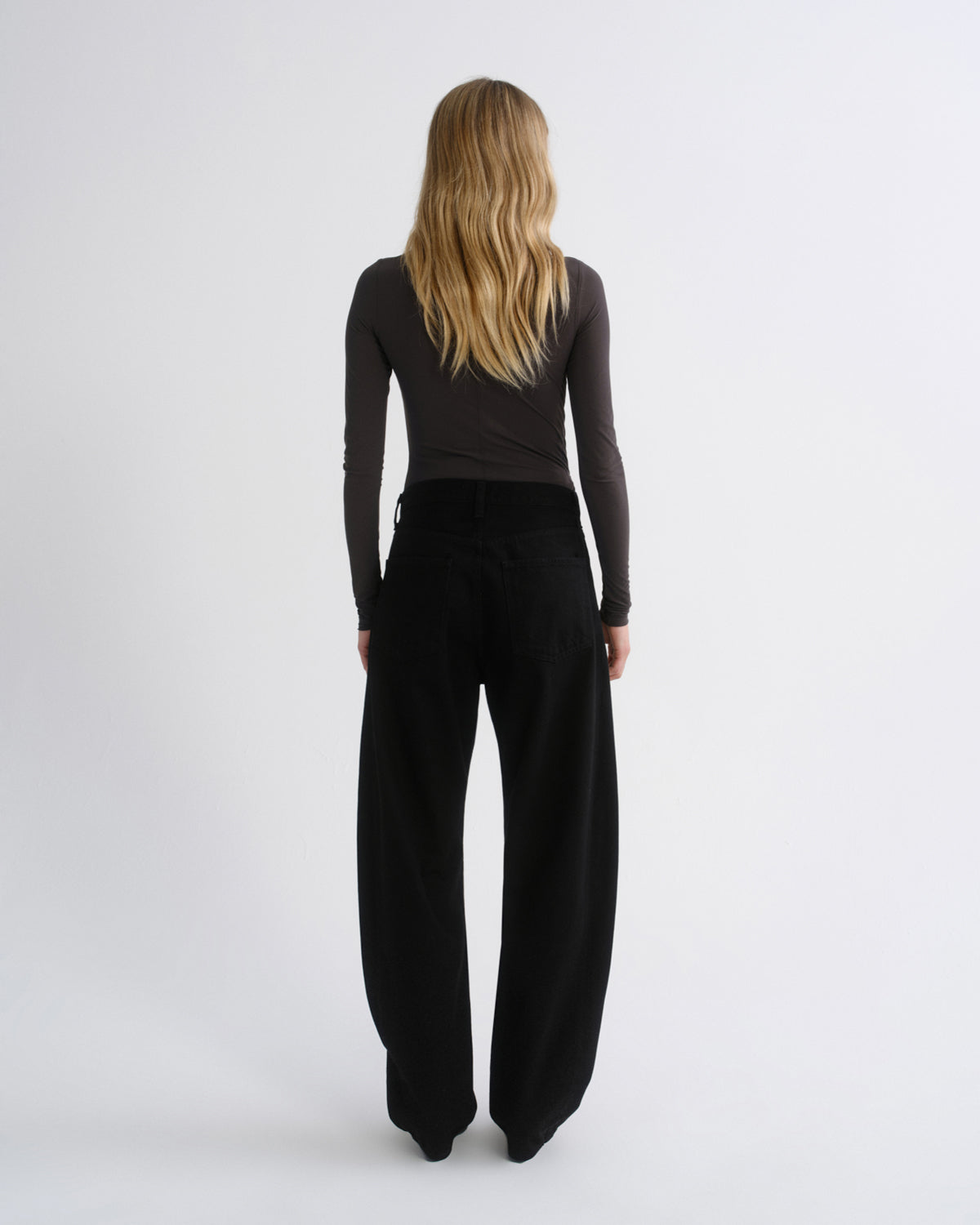 agolde-luna-jean-damen-jeans-schwarz-cover-high-rise image 2