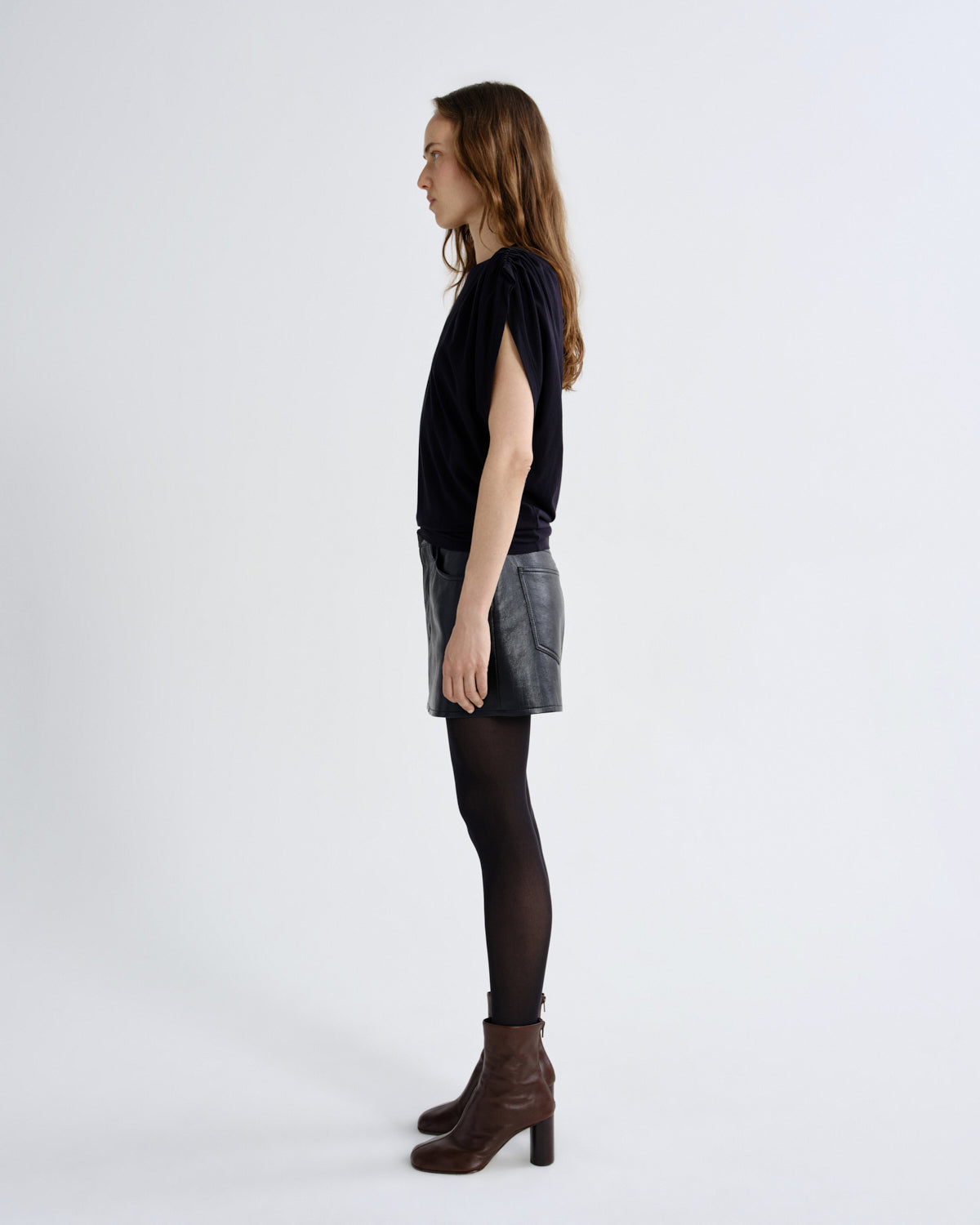 agolde-keira-mini-lederrock-detox-schwarz-matt image 3