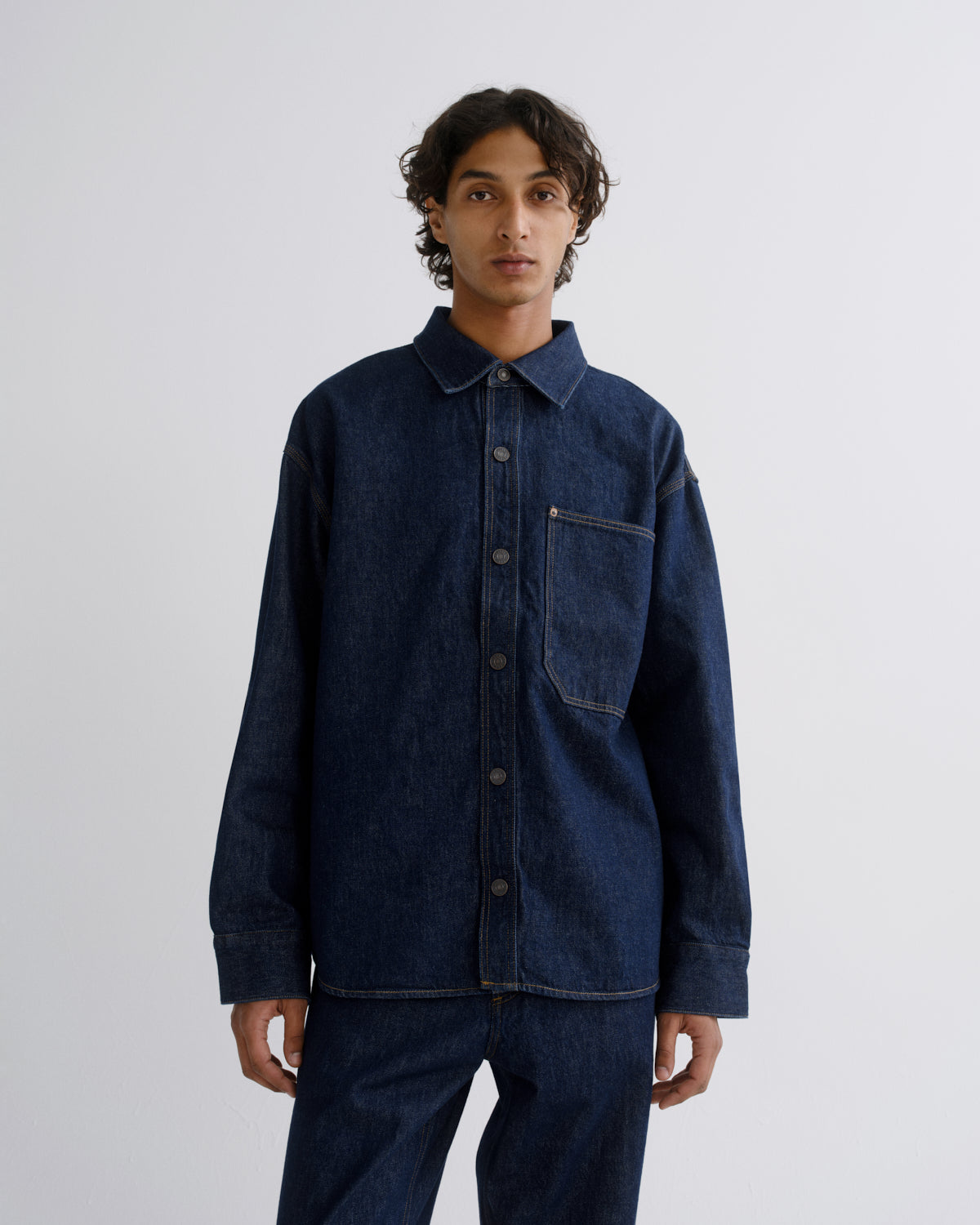 agolde-corwin-shirt-rinse-denimhemd-herren-dunkelblau image 1