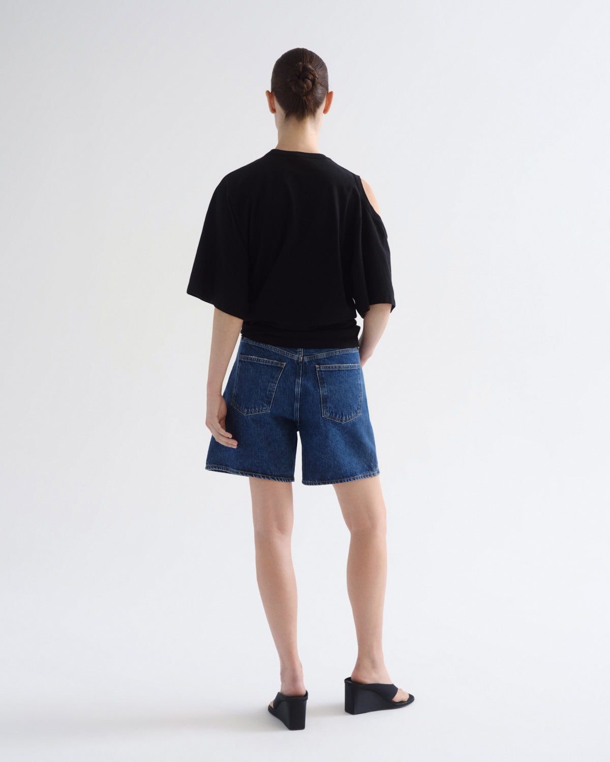 agolde-dame-short-enamour-jeansshorts-indigo-high-rise image 2