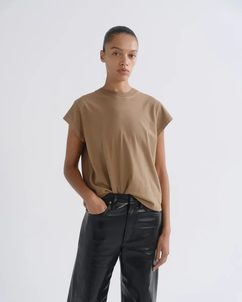 agolde-bryce-cap-sleeve-t-shirt-hamoa-beige image 1