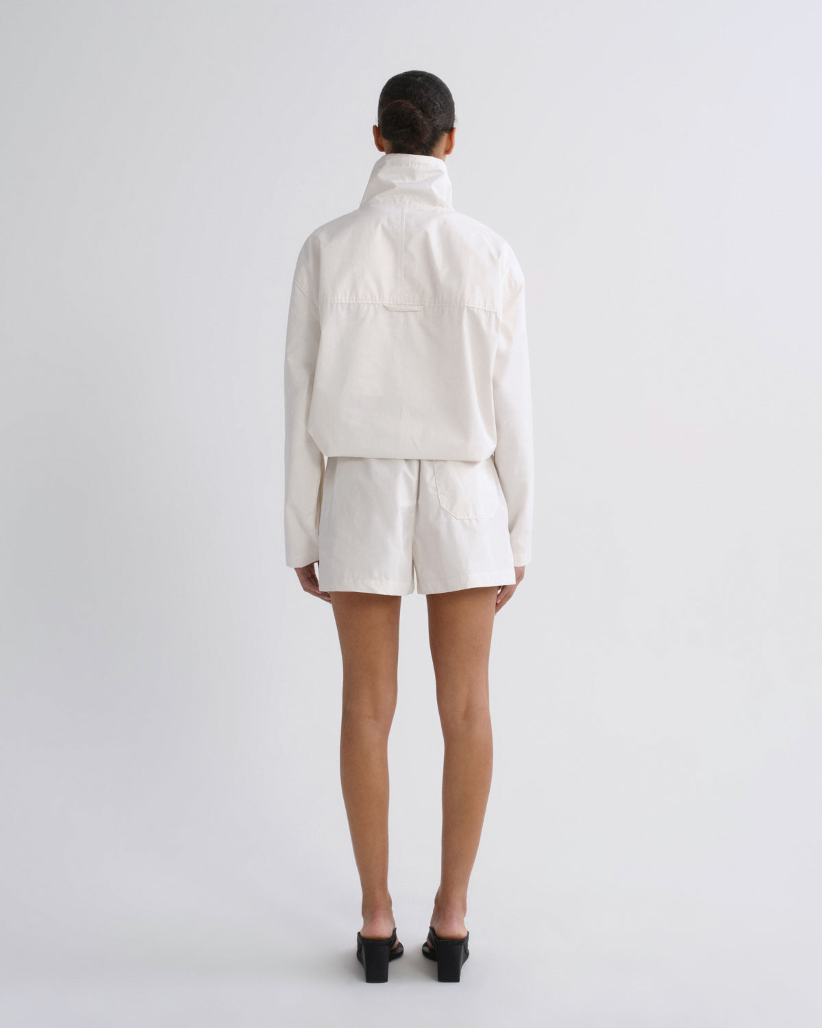agolde-lydia-nylon-popover-anorak-jacke-chalk-white-nylon image 2