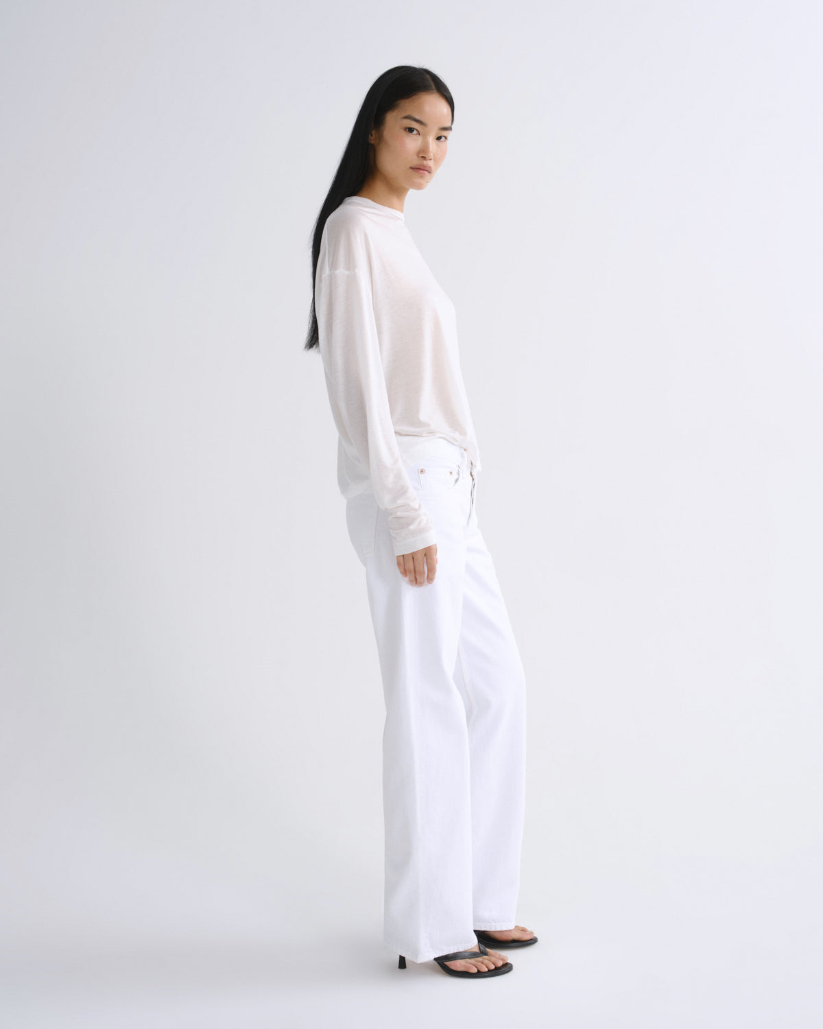 agolde-low-rise-loose-jeans-marshmallow-wei-low-waist image 3