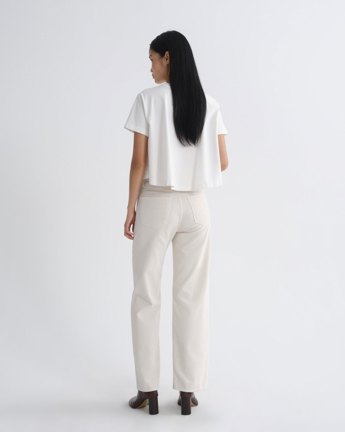 agolde-marina-t-shirt-damen-white-ash-cropped image 2