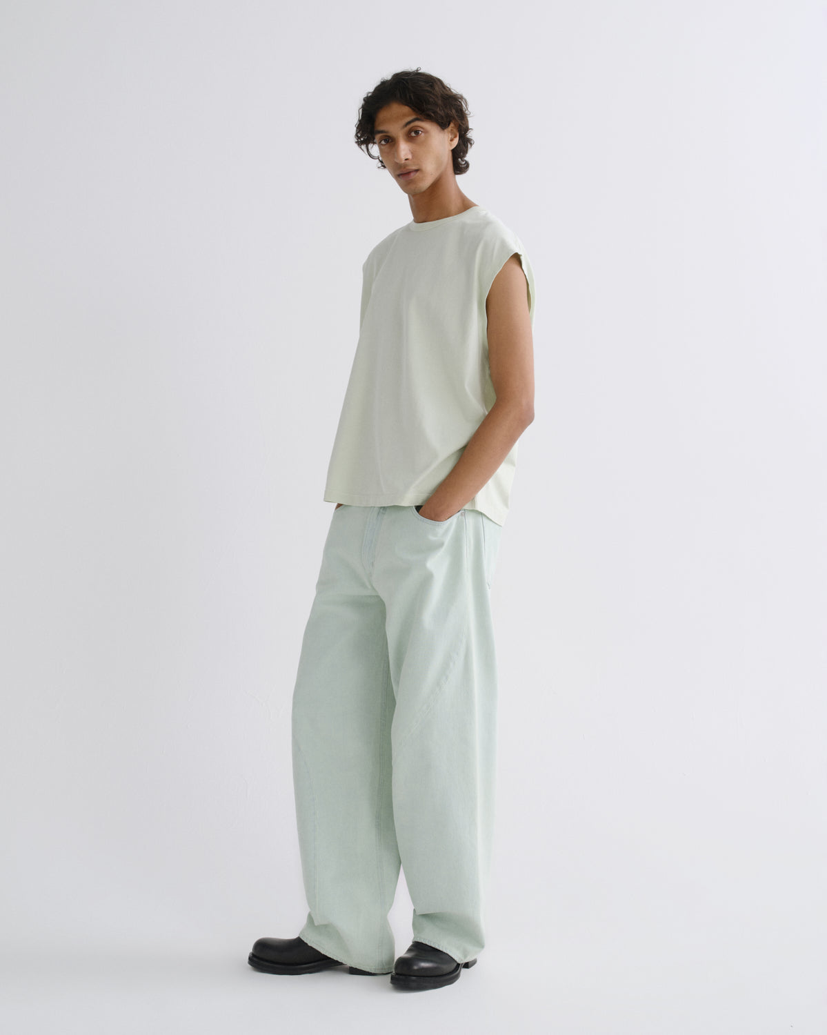 agolde-twist-front-curve-jean-jeans-reform-hellblau-starr image 4