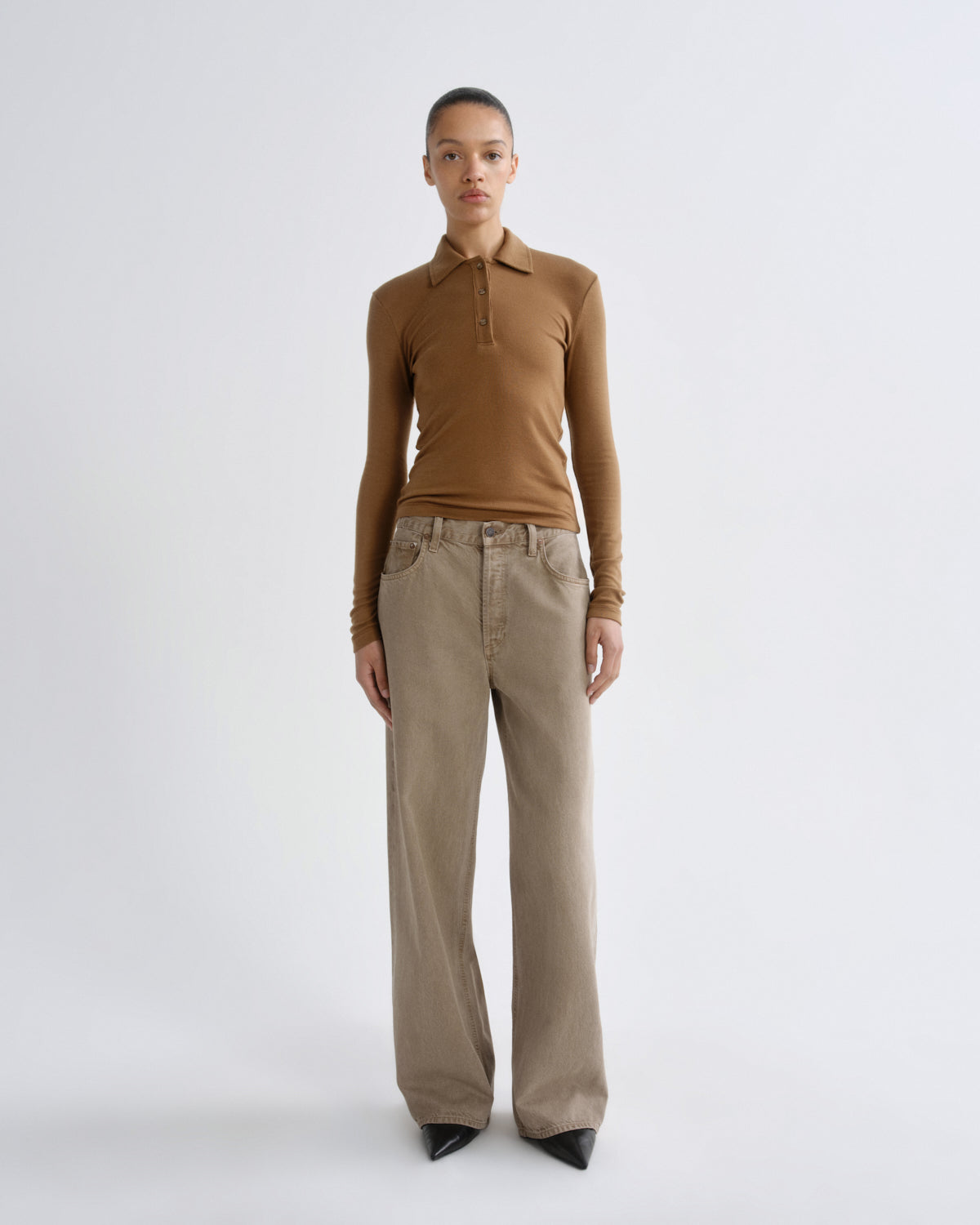 agolde-amos-polo-shirt-honeycomb-damen-braun-ripp image 3