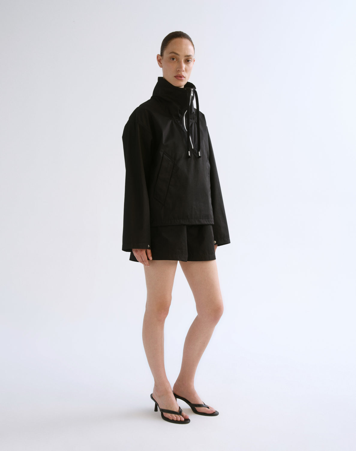 agolde-lydia-nylon-popover-anorak-jacke-schwarz-damen image 4