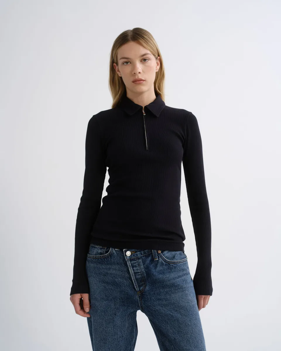 agolde-amica-zip-polo-poloshirt-obscura-dunkelblau image 1