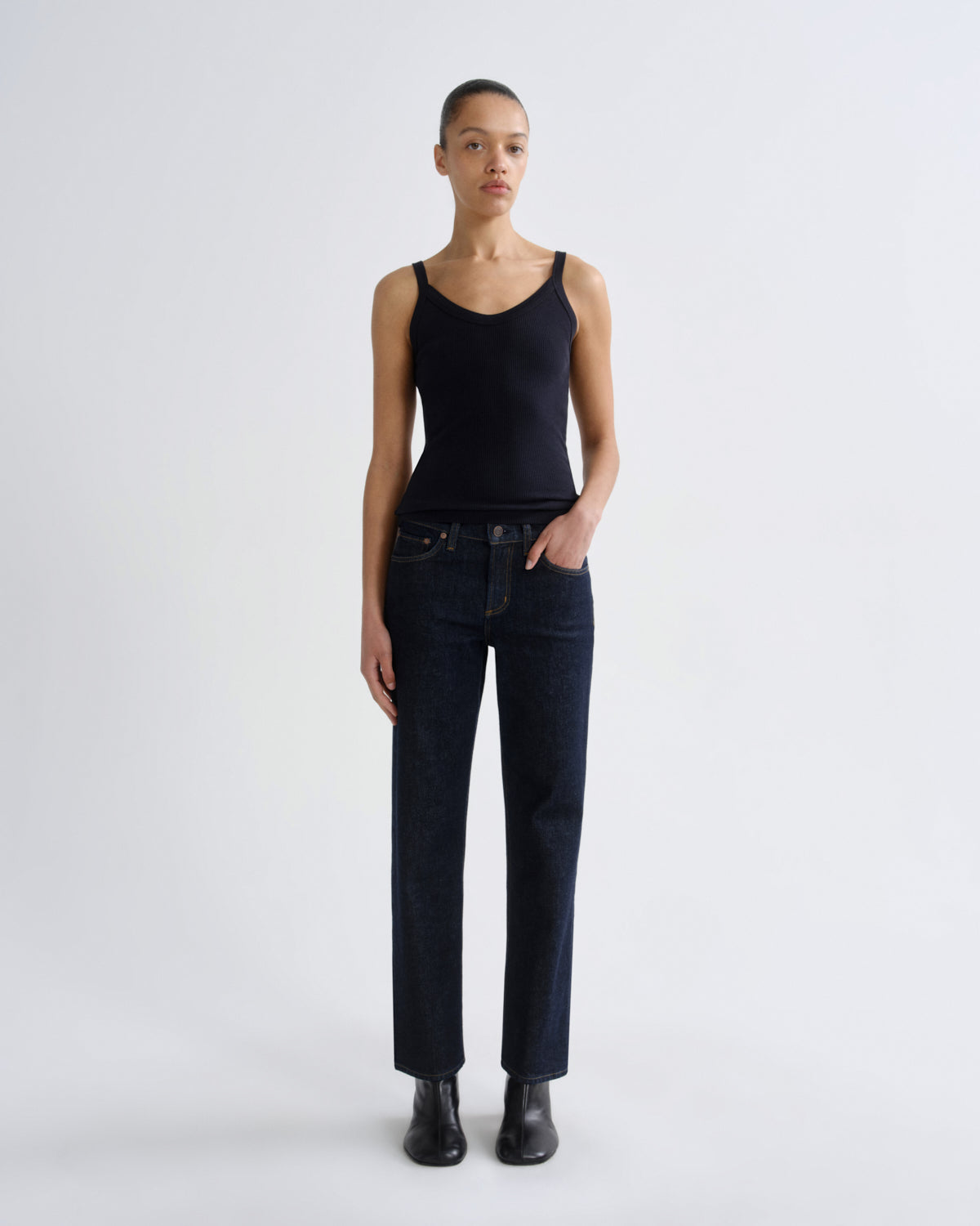 agolde-jordan-tank-top-mirage-dunkelblau image 5
