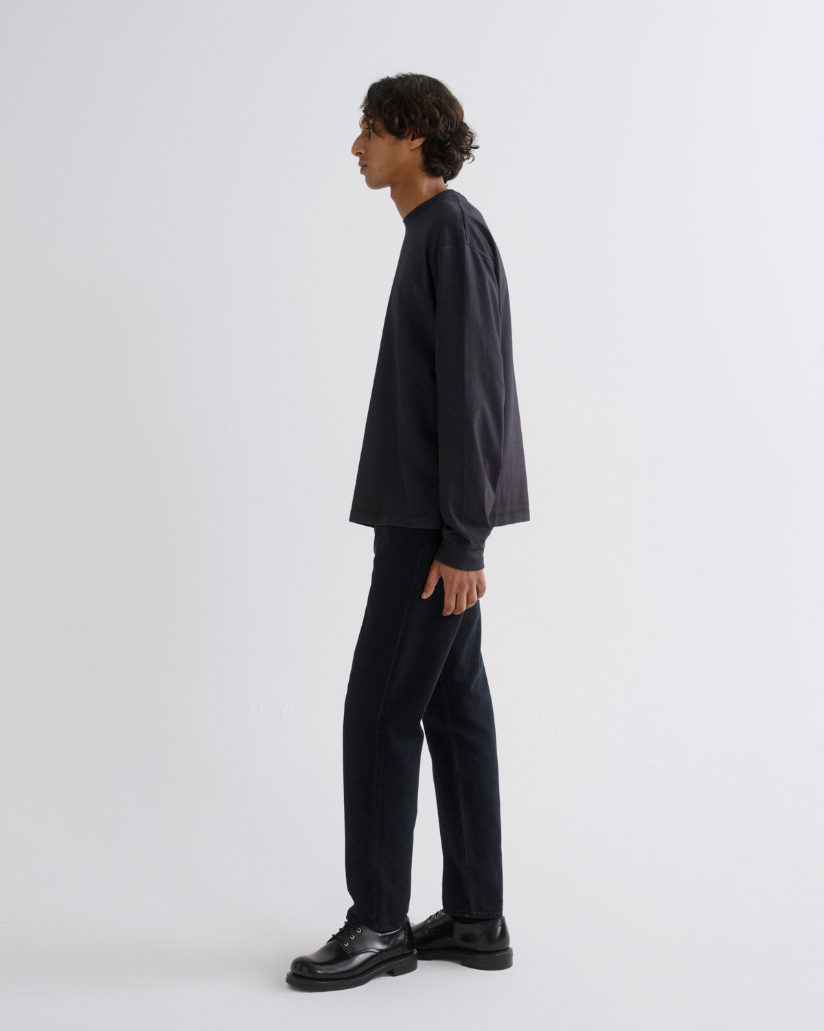 agolde-curtis-jean-crushed-herren-schwarz-rigid image 4