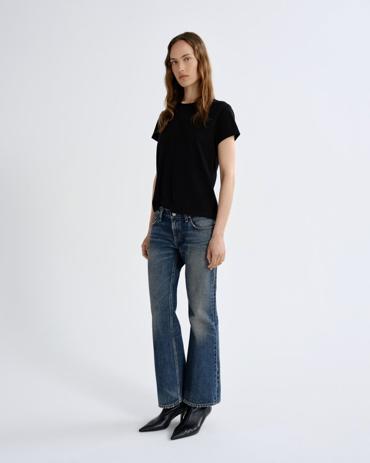 agolde-adine-longline-t-shirt-schwarz-tencel image 5