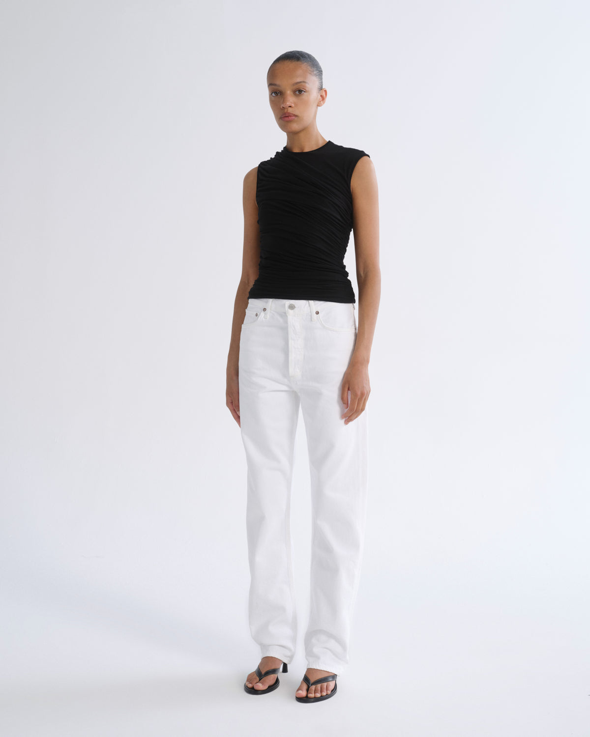 agolde-90-s-mid-rise-straight-32-jeans-marshmallow-wei image 3