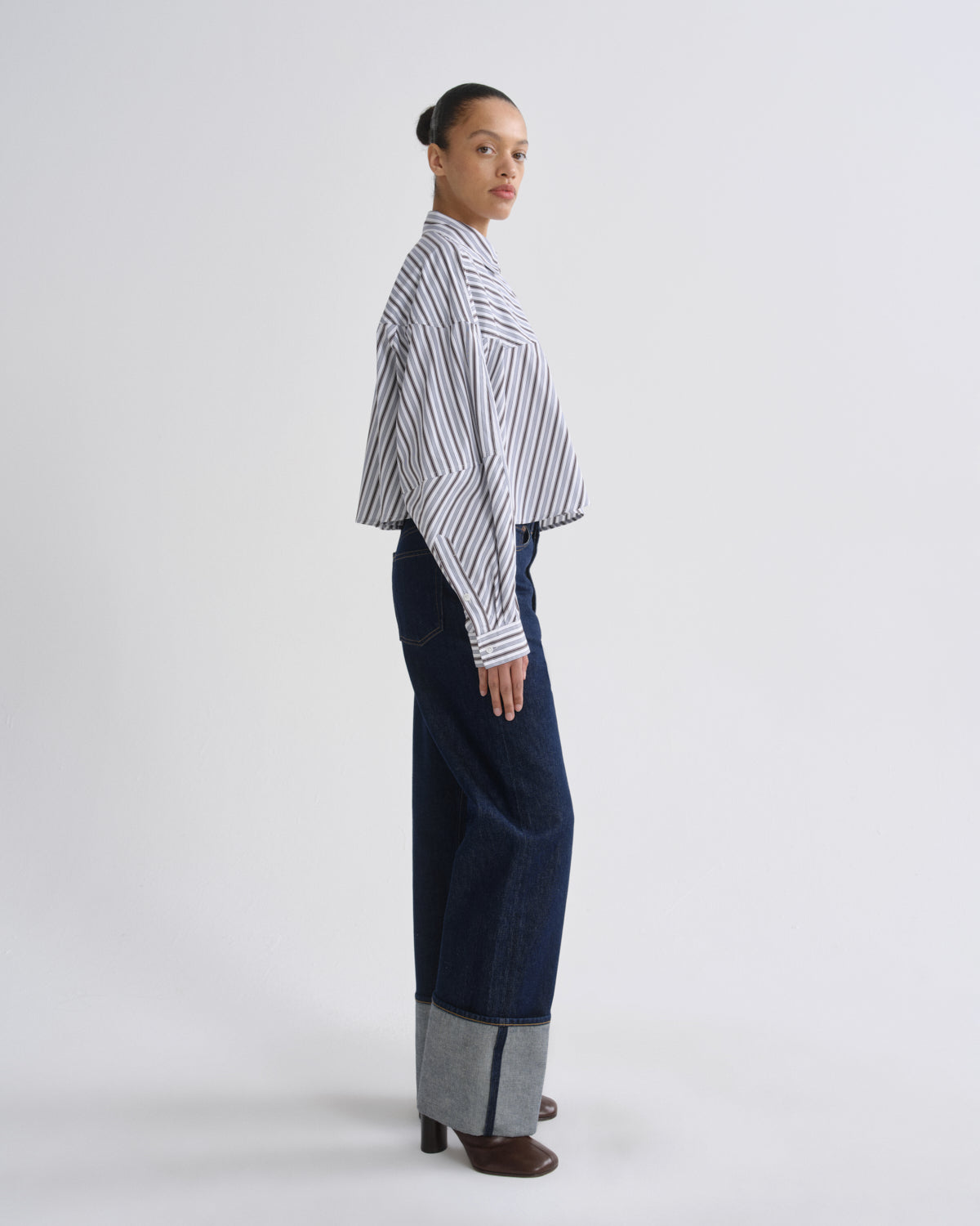 agolde-agnes-hemd-meyer-stripe-braun-wei-gestreift image 3