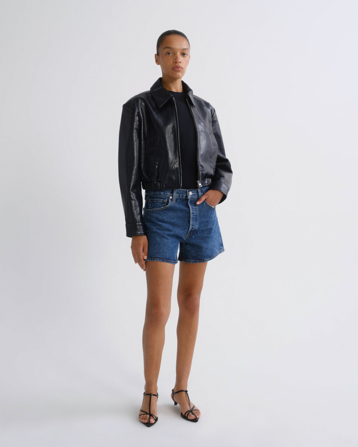 agolde-parker-long-short-jeansshorts-enamour-indigo-damen image 3