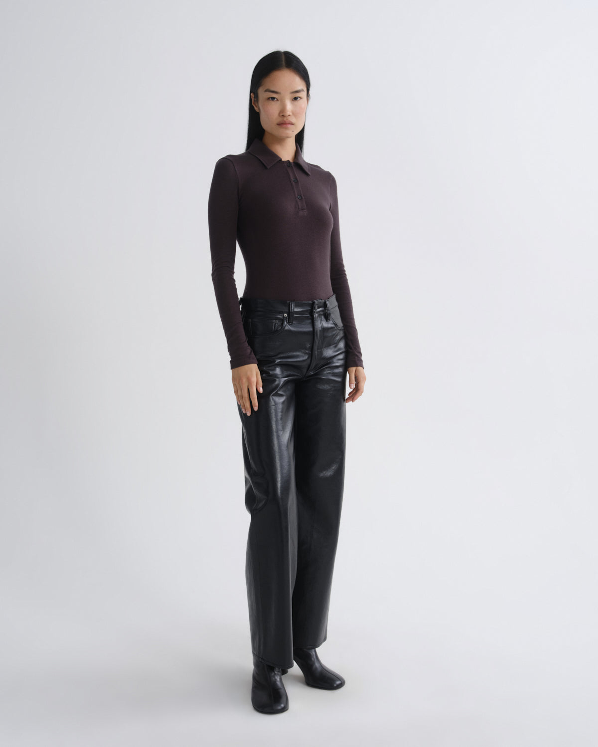 agolde-amos-polo-shirt-forge-braun-langarm image 4