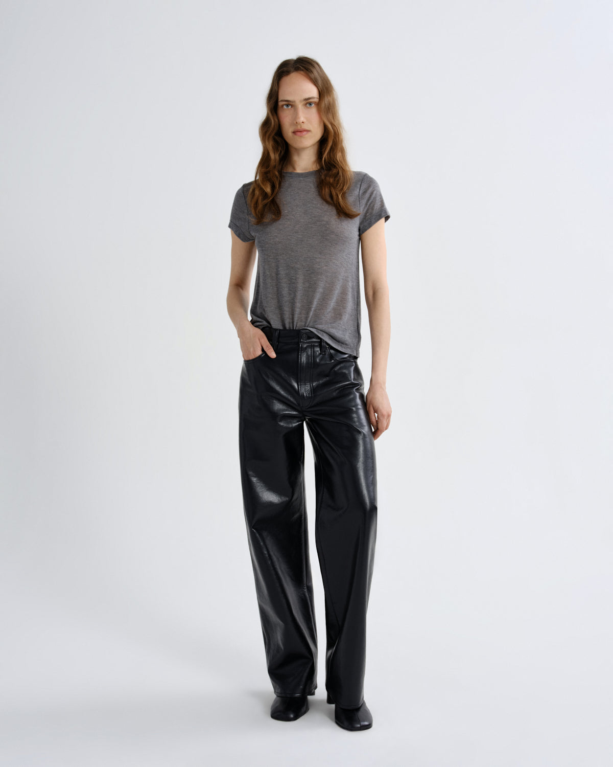 agolde-long-line-adine-tee-t-shirt-grey-heather-tencel image 3