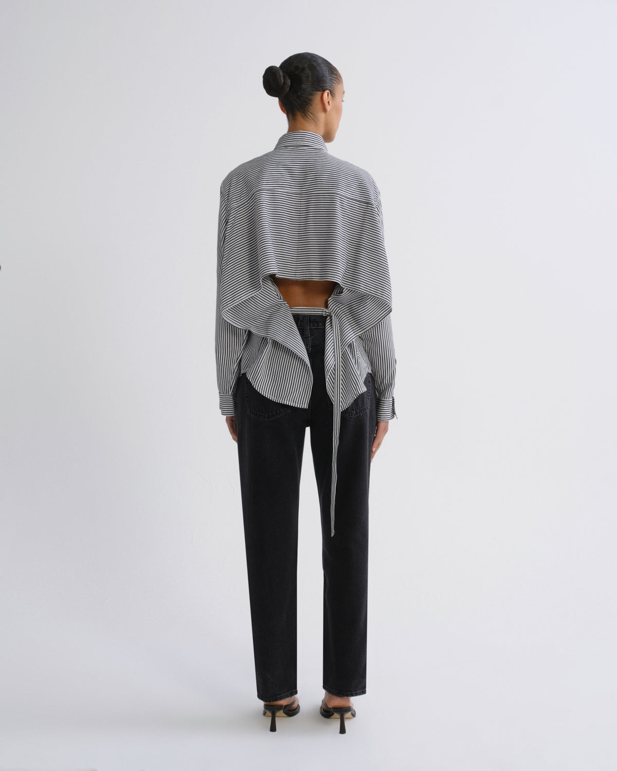 agolde-theo-hemd-solene-stripe-schwarz-wei-viskose image 2