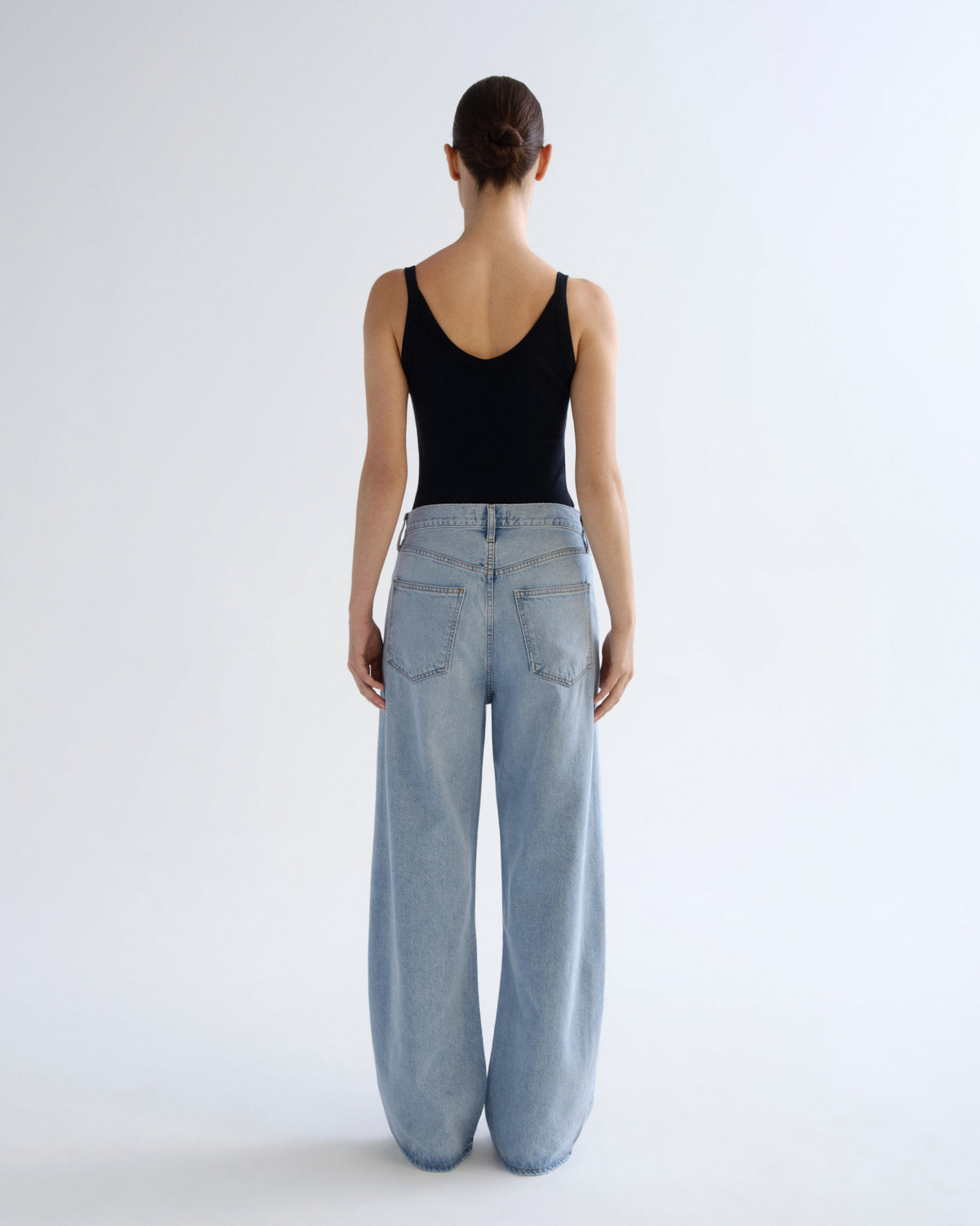 agolde-low-curve-jean-flyweight-jeans-memory-hellblau image 2