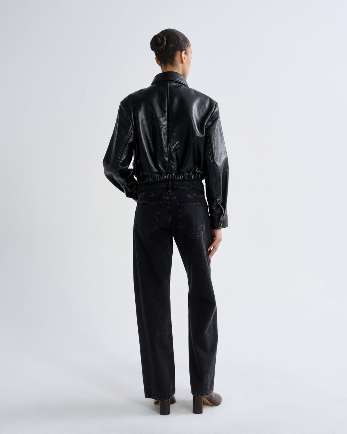 agolde-low-rise-loose-weightless-vanta-schwarz-damen image 2