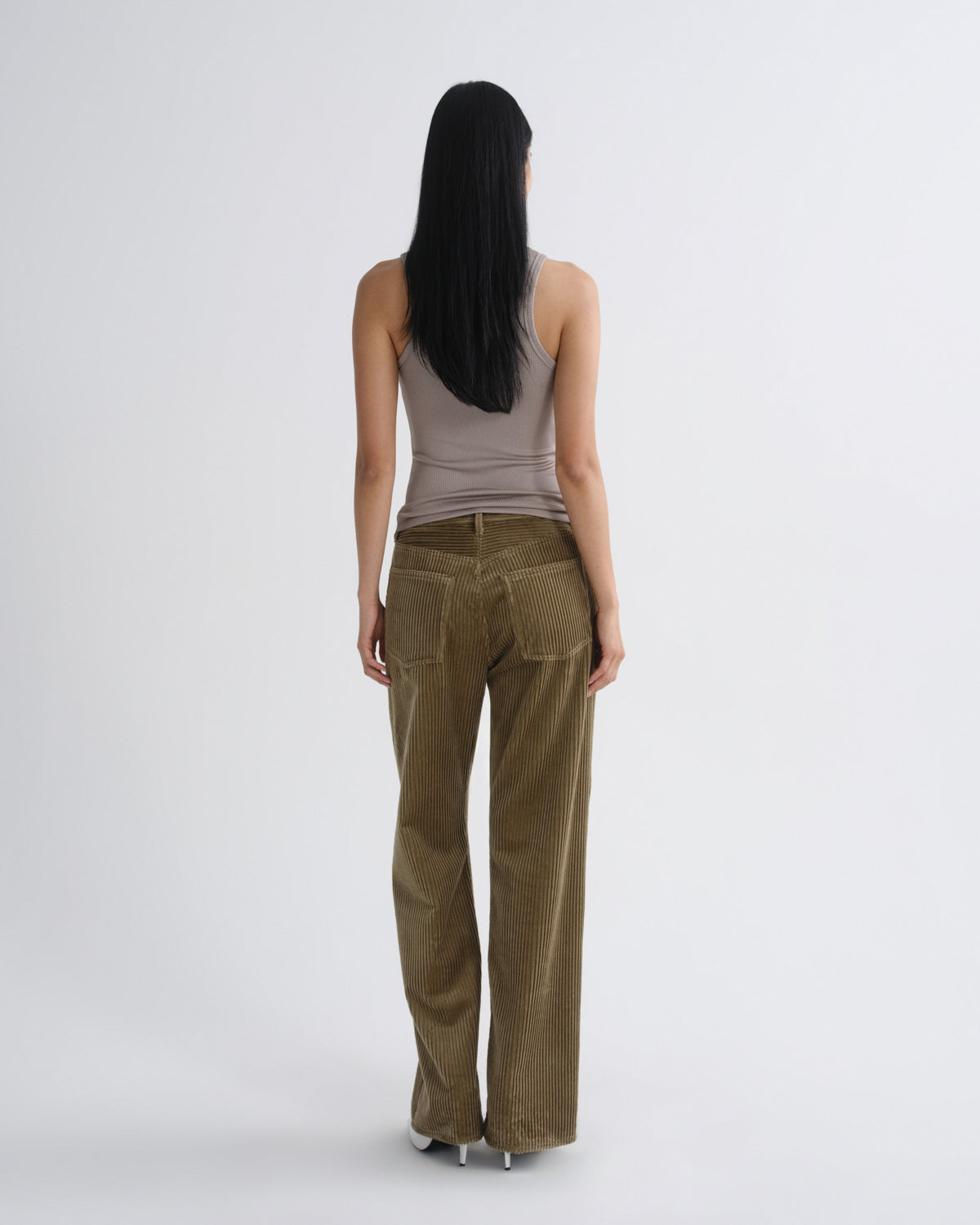 agolde-andre-racer-tank-top-taupe-beige-ripp-damen image 2