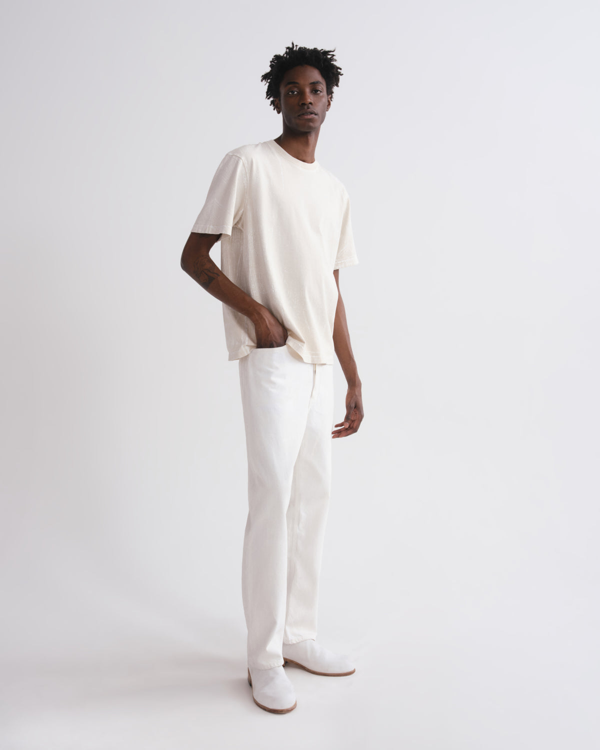 agolde-asha-mock-neck-tee-tempo-herren-offwhite image 5